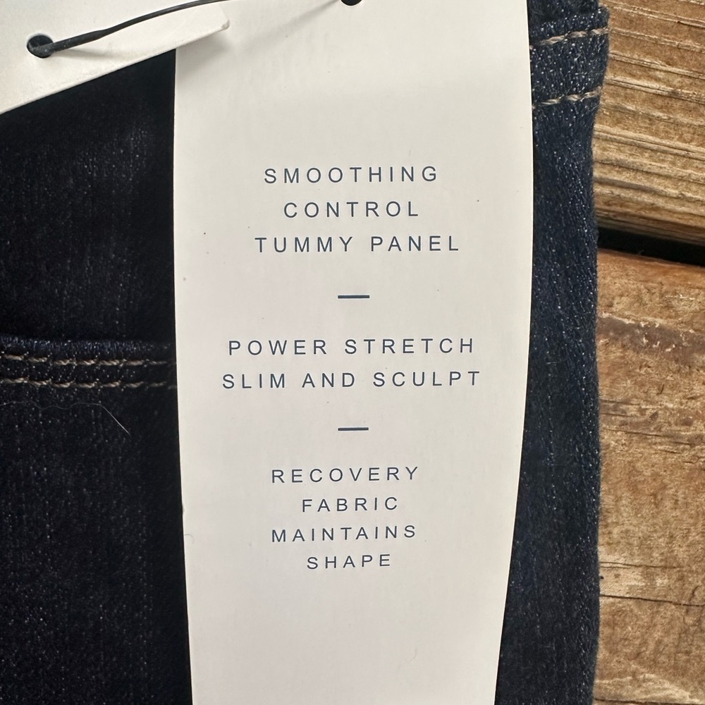 New Directions Burmuda Blue Jean Shorts - Picture 10 of 11